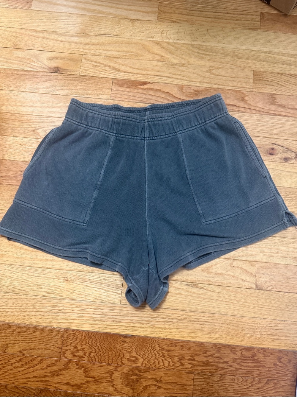 Aerie High-Rise Athletic Lounge Shorts in Charcoal Gray